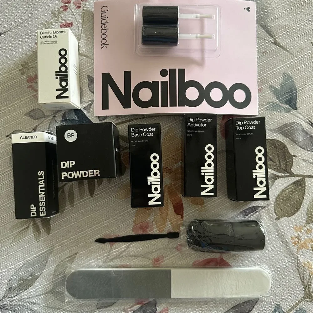 Nailboo Dip Powder Starter Kit + Colors